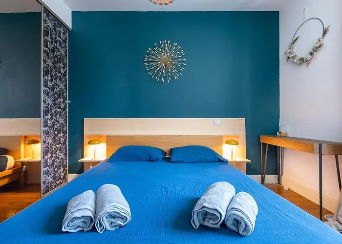 Apt 2-4 pers, charme de l'ancien, calme, vélos, Annecy centre