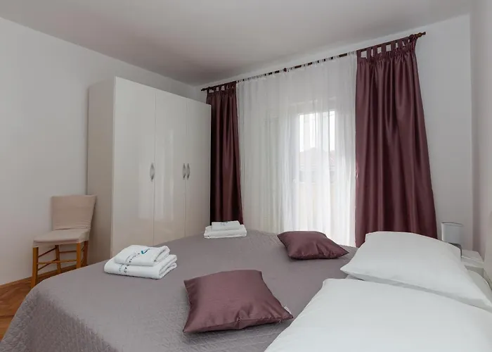 Apartments Tolic