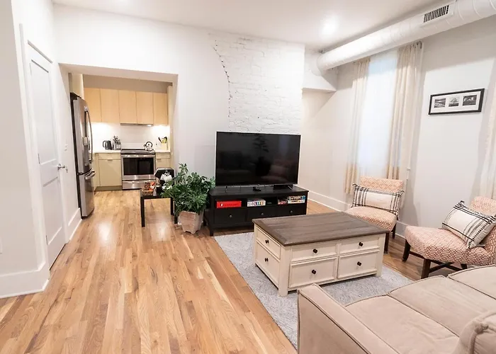 Spacious 2 Bed 2 Bath Downtown Otr Condo Minutes Walk To The Reds Bengals Stadium & More!
