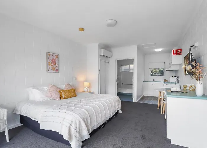 Mibnb Geelong Cbd Spacious Studio Apartments