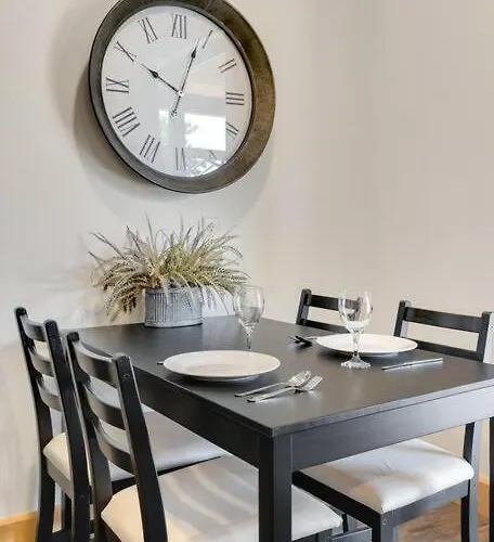 Maple Suite - Main Street Lodge In Berlin