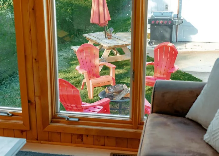 Sunroom On Maple