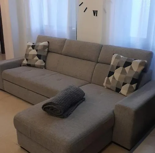 Civico 107 - Apartment With Private Parking