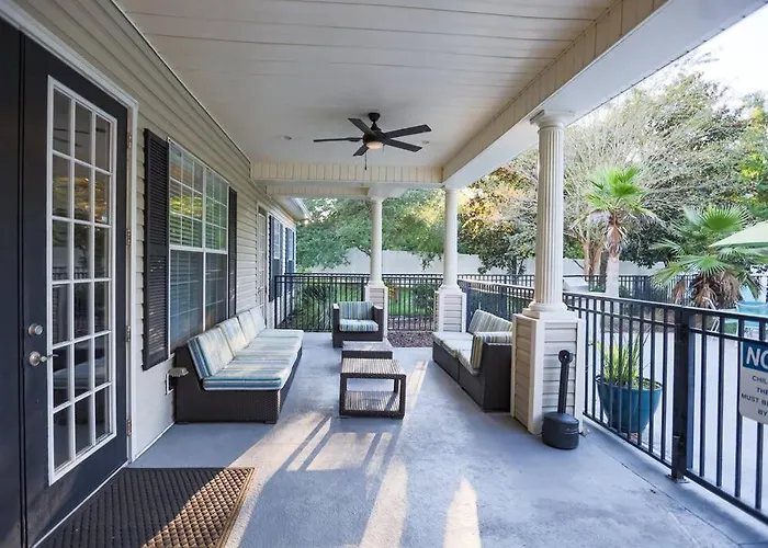 Lux 2Bd 2Ba Minutes From The Water