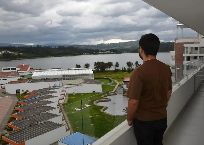 Hermoso Apartamento En Paipa Con Vista Al Lago Sochagota.