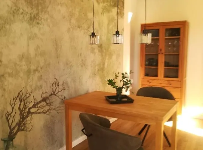 Trebbower Lake Retreat: Quiet Apartment Near Sea