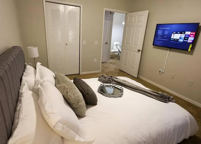 Lux 2Bd 2Ba Minutes From The Water