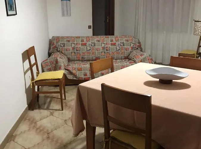 Appartamento luminoso e spazioso al primo piano