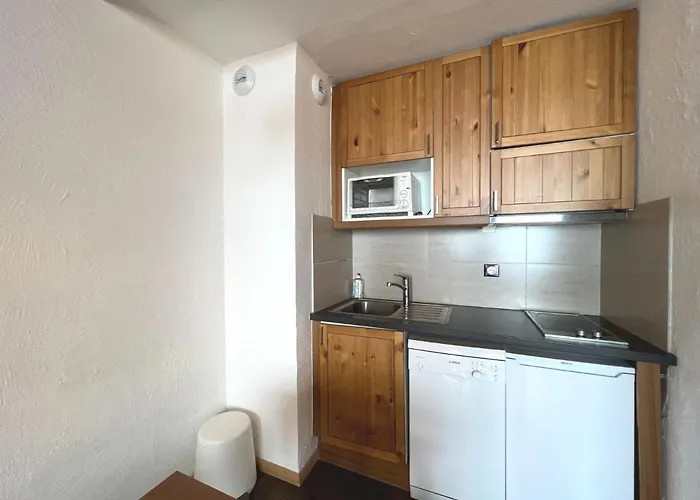 Appartement 6 Places, Superbe Vue Face A La Montagne, 50M Des Pistes