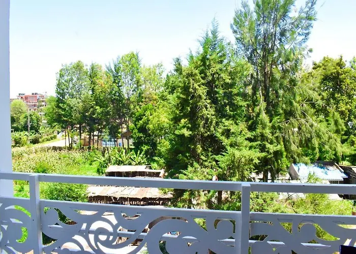 Rorot 2 Bdrm Stay Located Annex Home Away