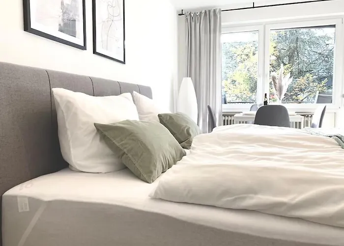 Top-Apartment Mit Parkplatz Und Balkon