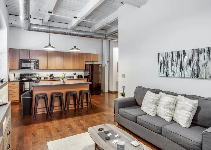 Ny Style Centric Loft With King Bed By Park Ave
