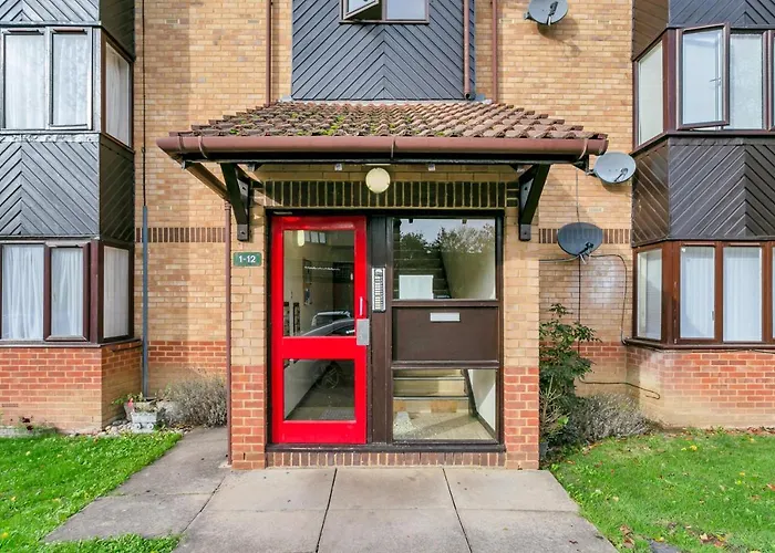 Aryas Apartments London