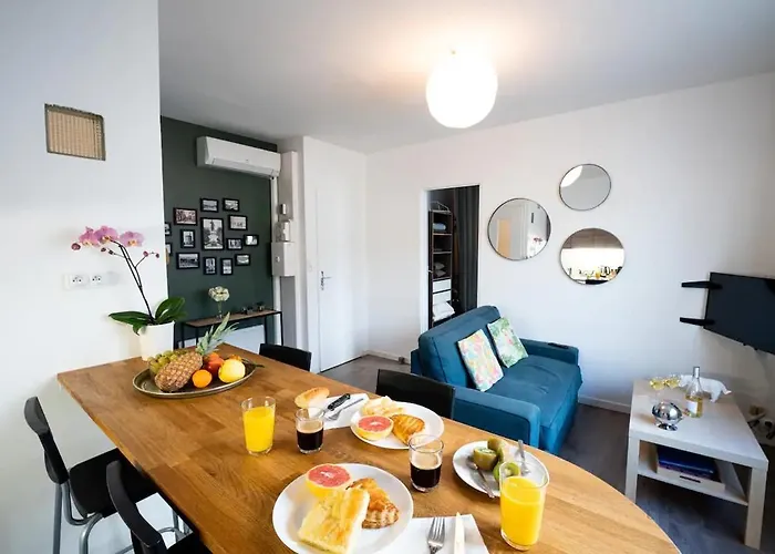 Appartement Centre Village, Clim Et Parking Gratuit
