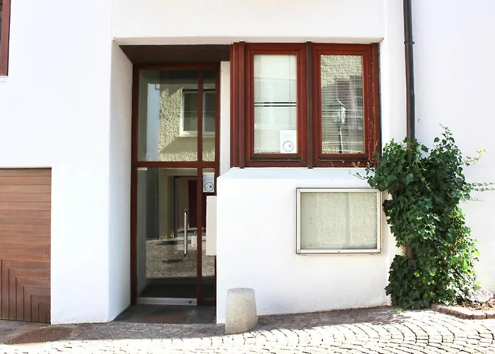 Vier Sind Hier Apartments