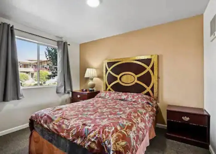 Mission Peak Lodge