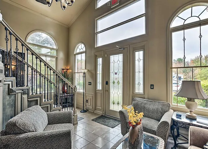 Greenville Apt W/ Patio: Work, Play & Unwind!