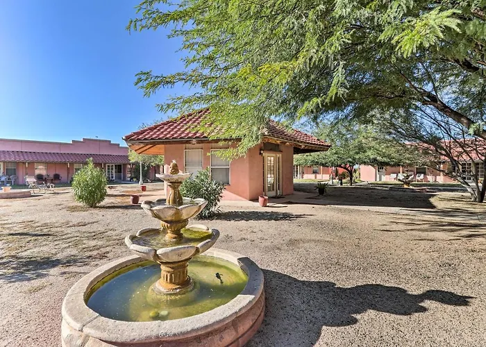 Eloy Desert Oasis W/ Courtyard & Pool Access!