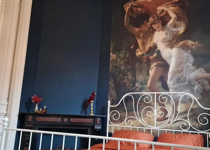 De Cosy Barock Met Gezellige Patio !