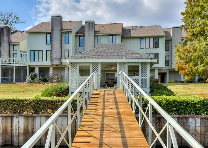 Beautiful 3Br Townhouse Close To Downtown Augusta