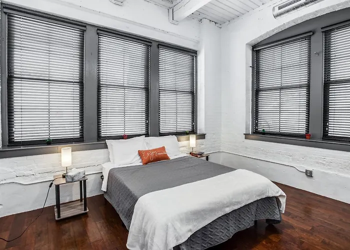 Ny Style Centric Loft With King Bed By Park Ave