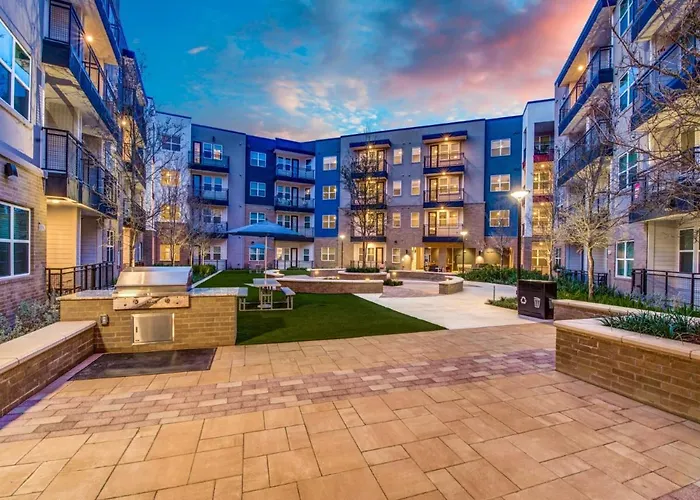 Modern & Chic 1Br Luxury Apts Close To Downtown & Airport