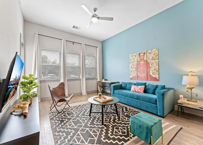 Modern & Chic 1Br Luxury Apts Close To Downtown & Airport