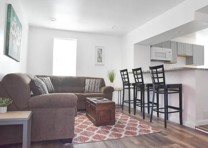 Perfect Mount Washington Home Walkable W Parking