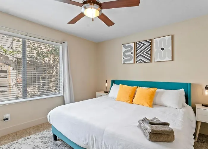 Extended Stay Apartments Next To Downtown