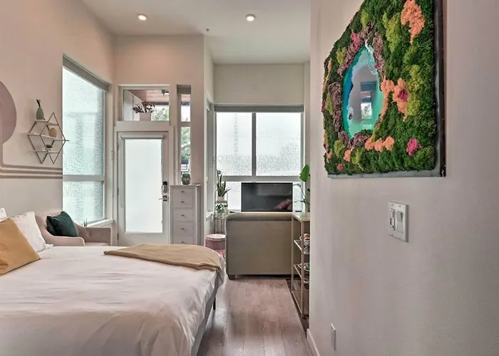 Stylish Ballard Studio 15 Mins From Space Needle