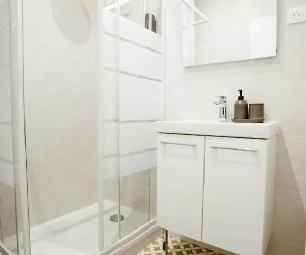 Cosy Appart Hotel Next To Paris