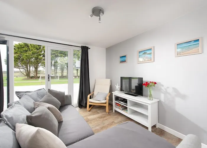 Wheal Rose -Beautifully Fitted Lodge Helston Cornwall
