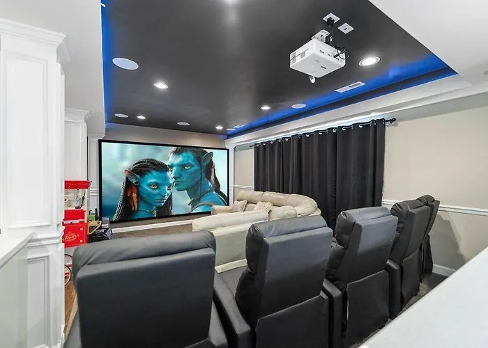 Cozy 2B 2B Spa 2 Steam Saunas Home Theater Gym