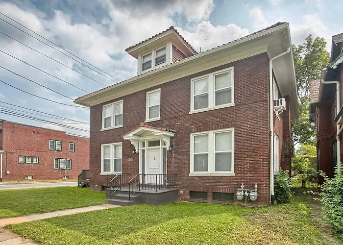 Suites On Seneca - Beautiful 1 Bedroom Apartment