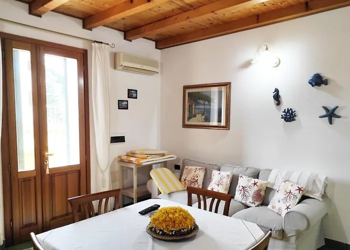 Casa Lupino