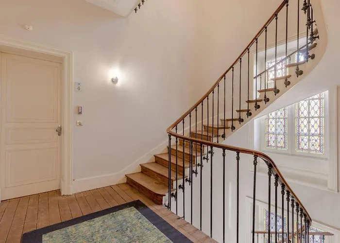 La Villa Beaupeyrat - Appart Hotel De Charme Avec Cuisines Equipees Dans Batisse De Caractere A 400M Du Coeur De Ville De Limoges - Acces Autonome