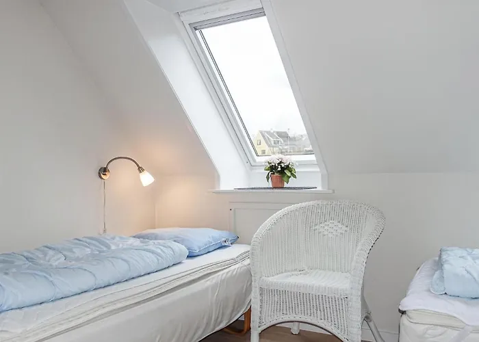 Stunning Apartment In Gudhjem With Wifi