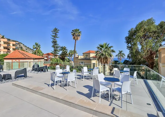 Le Vallaya Suites & Spa