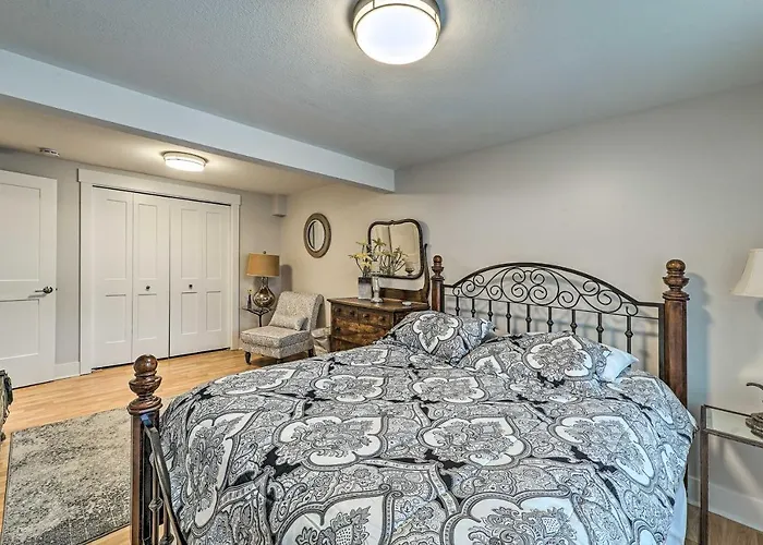 Downtown Grand Haven Apt < 1 Mi To Lake Michigan