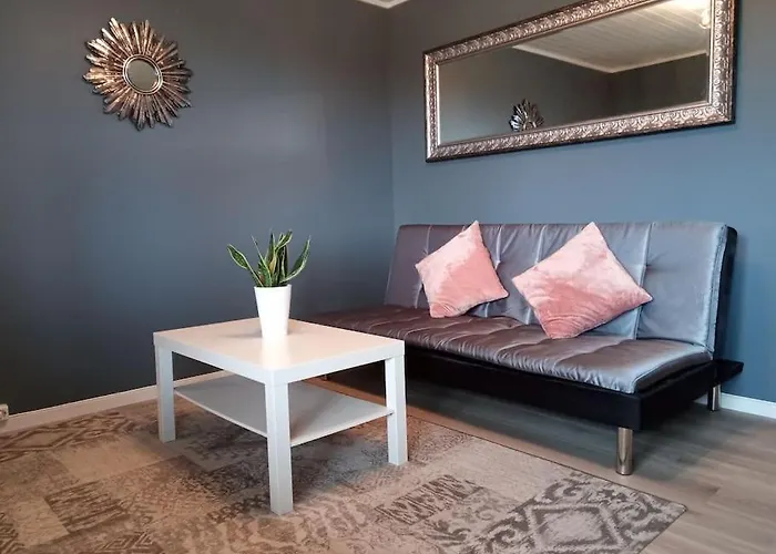 Adorable 1-Bedroom Apartment With A Fantastic View - Free Parking