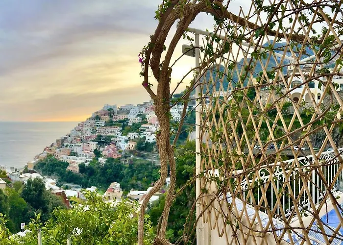 Santiago Vacation Home In Positano