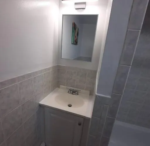 Two Bedroom Private Apt Near Nyc