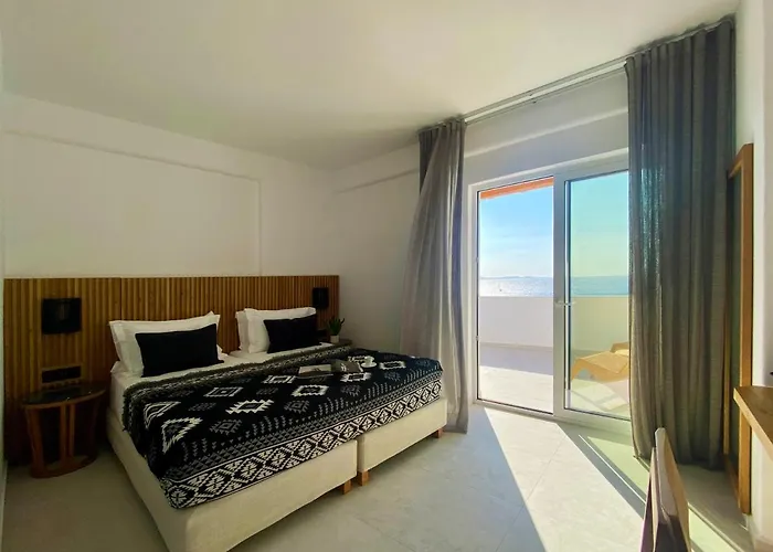 Calistus Mykonos