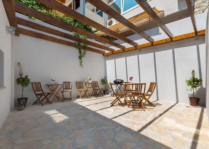 Luxury Apartments Azalea Primosten