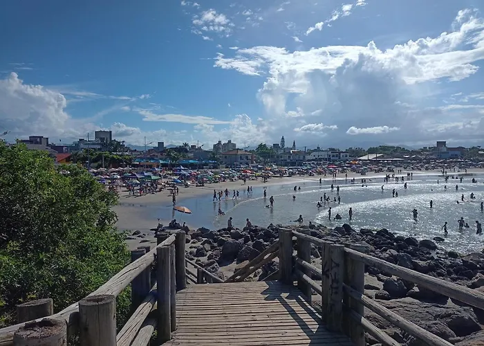 Apartamento A 300 Mts Da Praia
