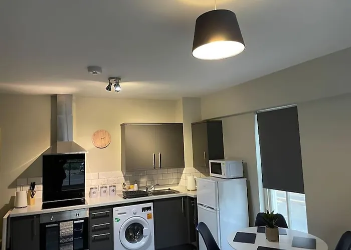 Willow House By Shortstays4U 2Bedroom Townhouse With Free Parking In Town Centre!