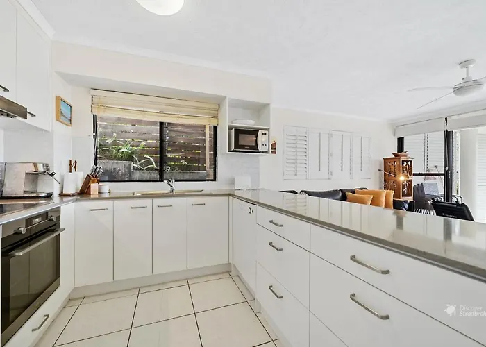 Mooloomba One By Discover Stradbroke