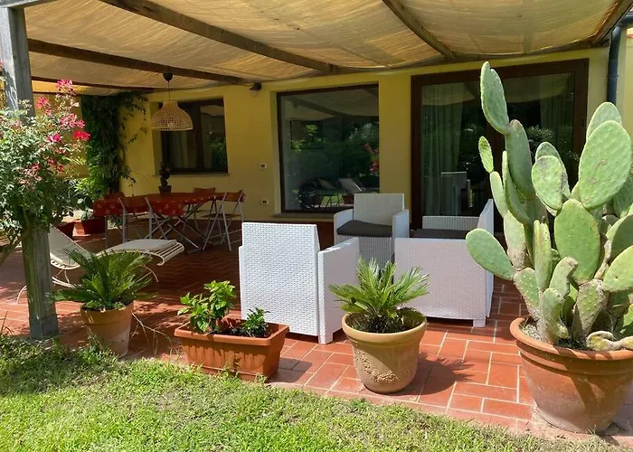 Baratti Casale I Salici Pool View