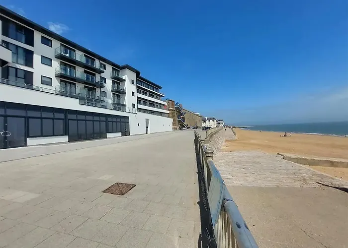 Sohot Stays Royal Sands Seaview Apt Free Parking Sleeps 4