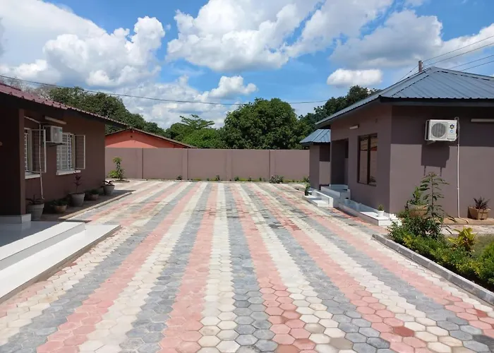 Kasuda - Self Contained Room In Livingstone